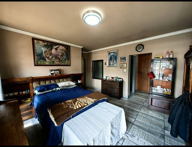 3 BEDROOM FREEHOLD FOR SALE IN VERWOERDPARK